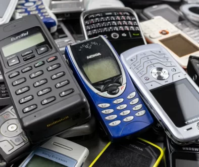 Staré mobilní telefony