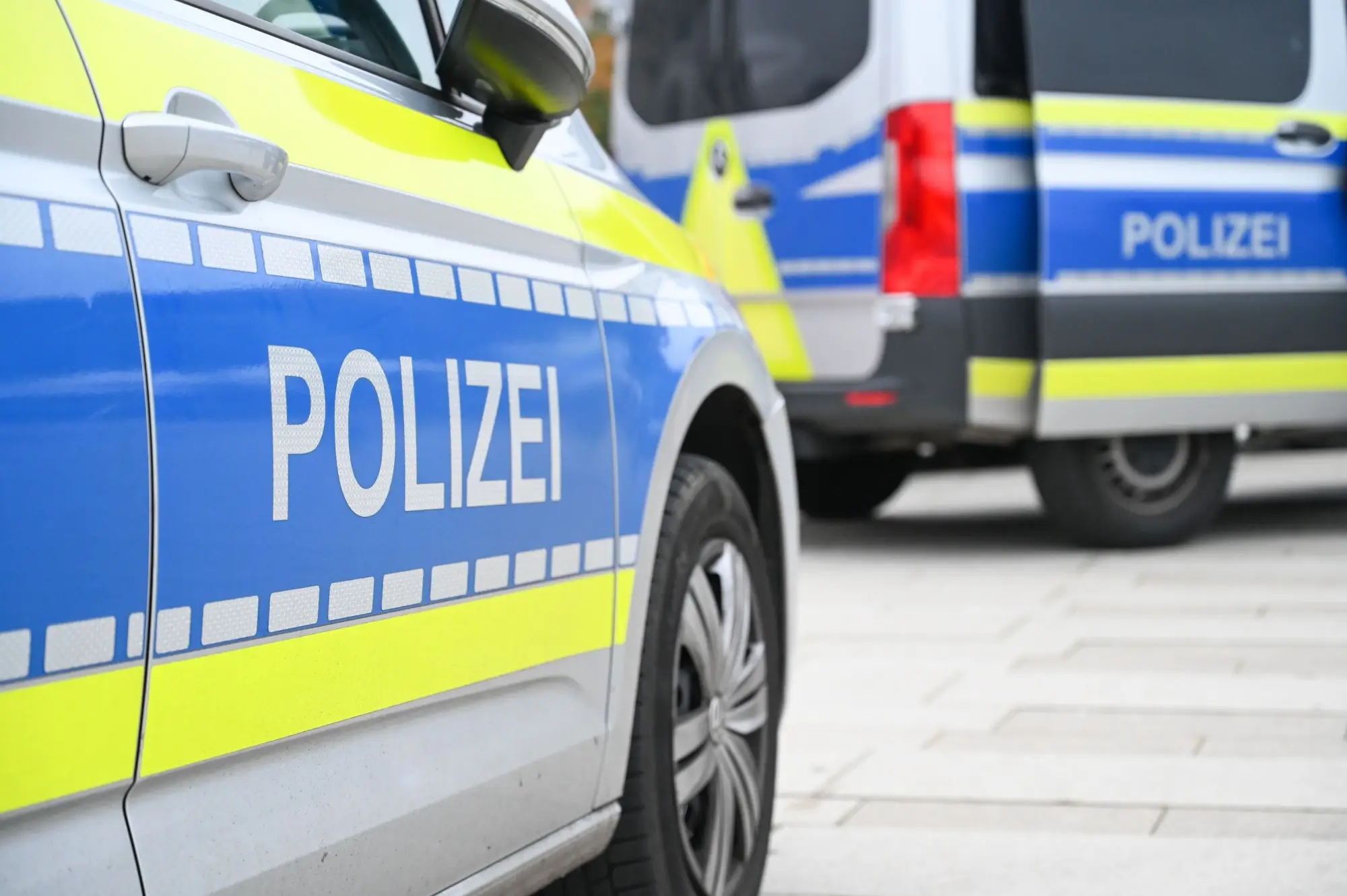 Shutterstock_2257914855 - SportDeník Auta německé policie