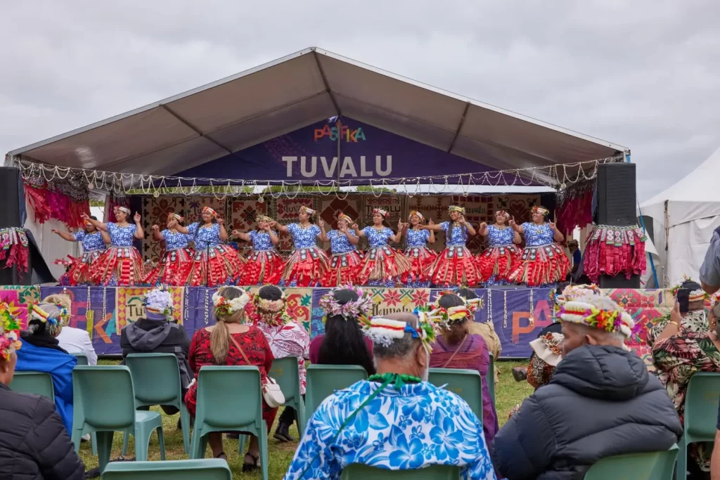Tuvalu brzy zanikne - SportDeník slavnosti Tuvalu