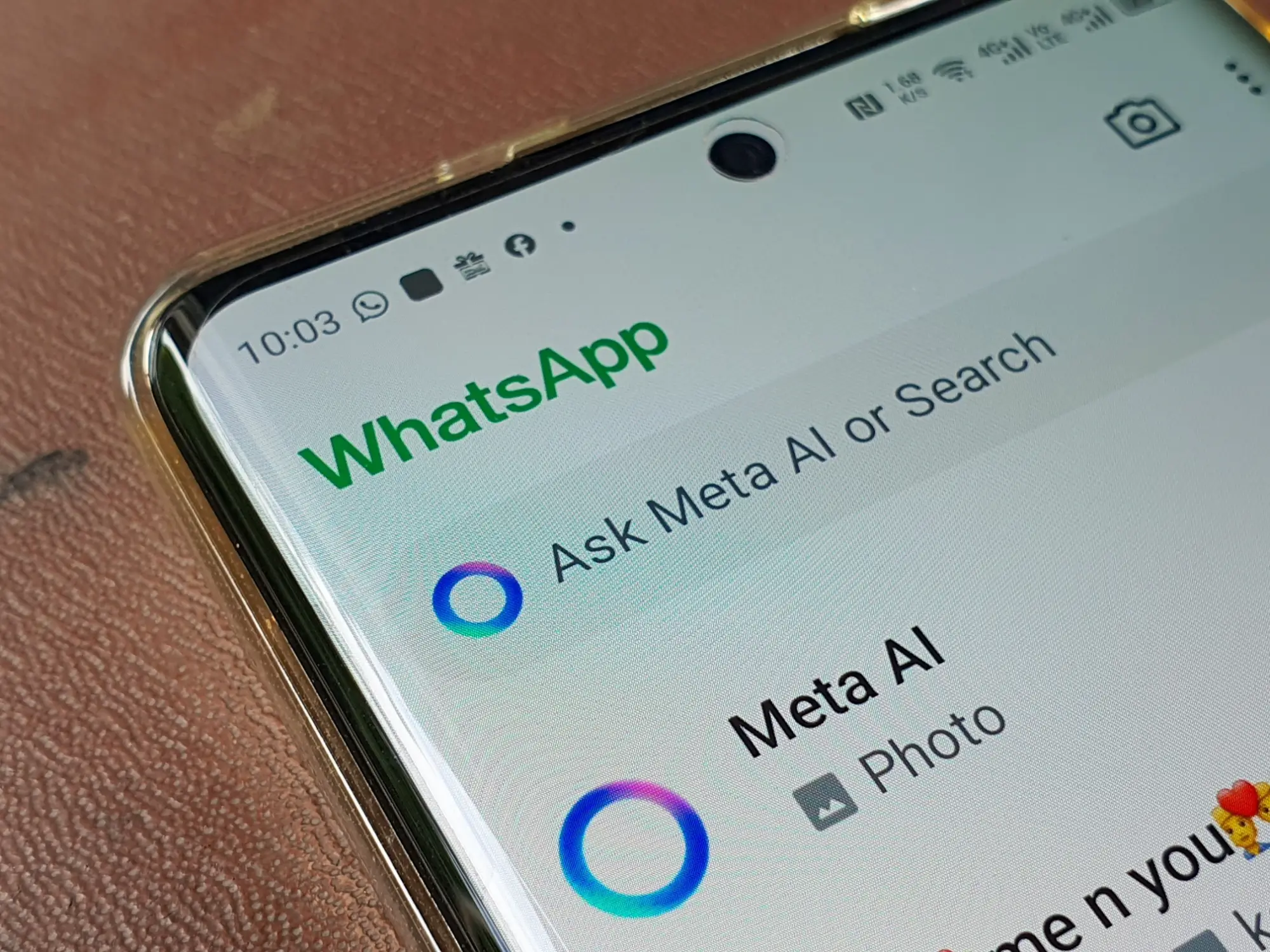 Shutterstock_2556108831 - SportDeník Meta AI ve WhatsApp