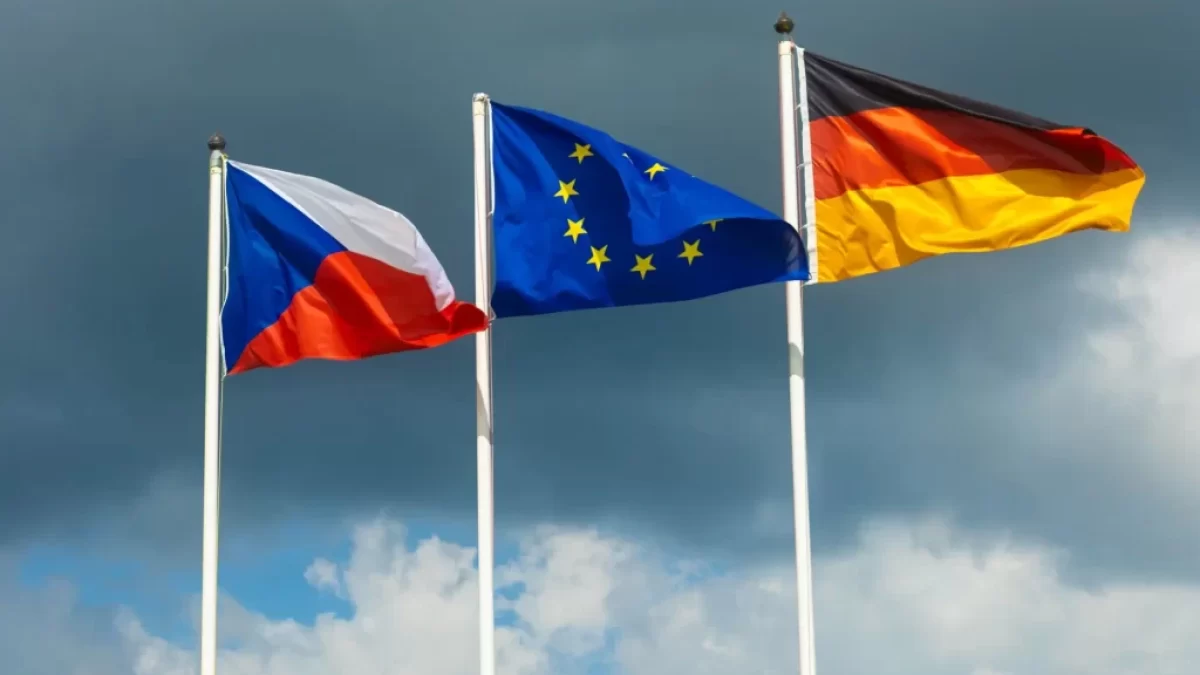 Vlajka ČR, EU a DE