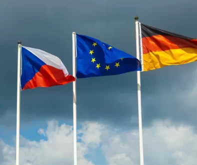 Vlajka ČR, EU a DE