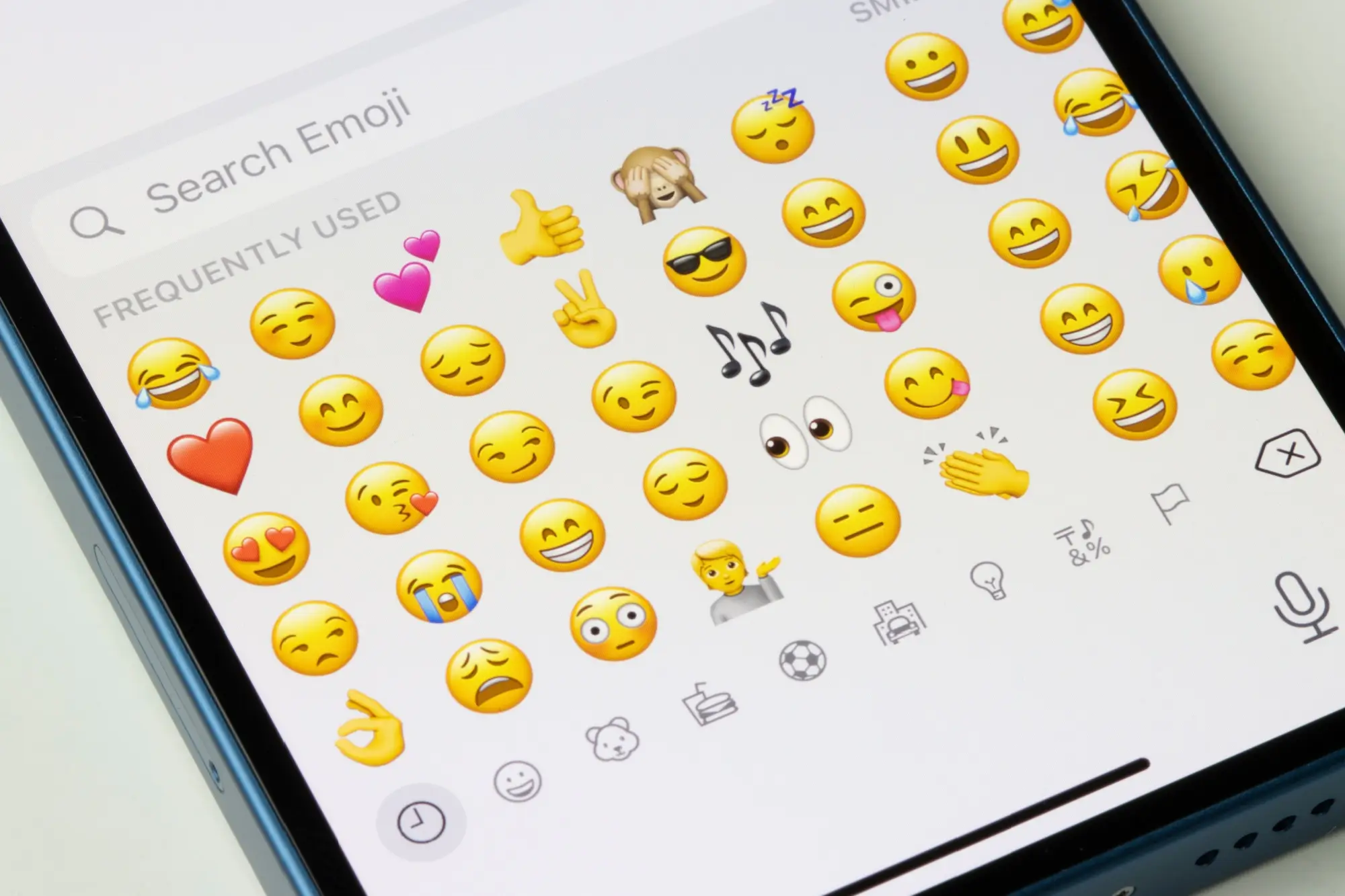 Apple emoji