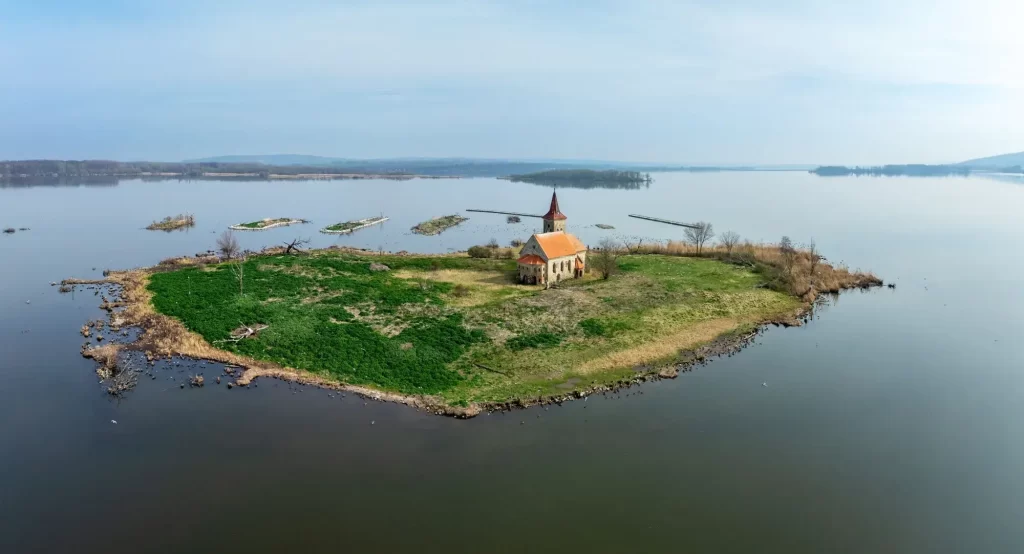 Ostrov Mušov