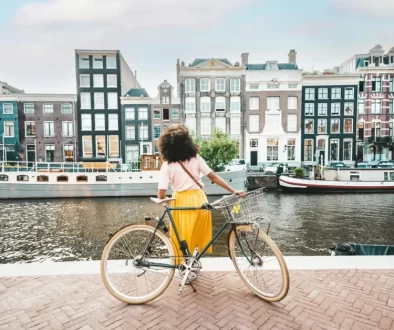 Amsterdam asi poznáme všichni.