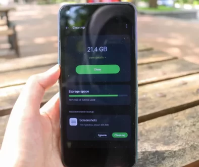 Displej telefonu ukazující kapacitu úložiště