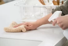 úklid v kuchyni