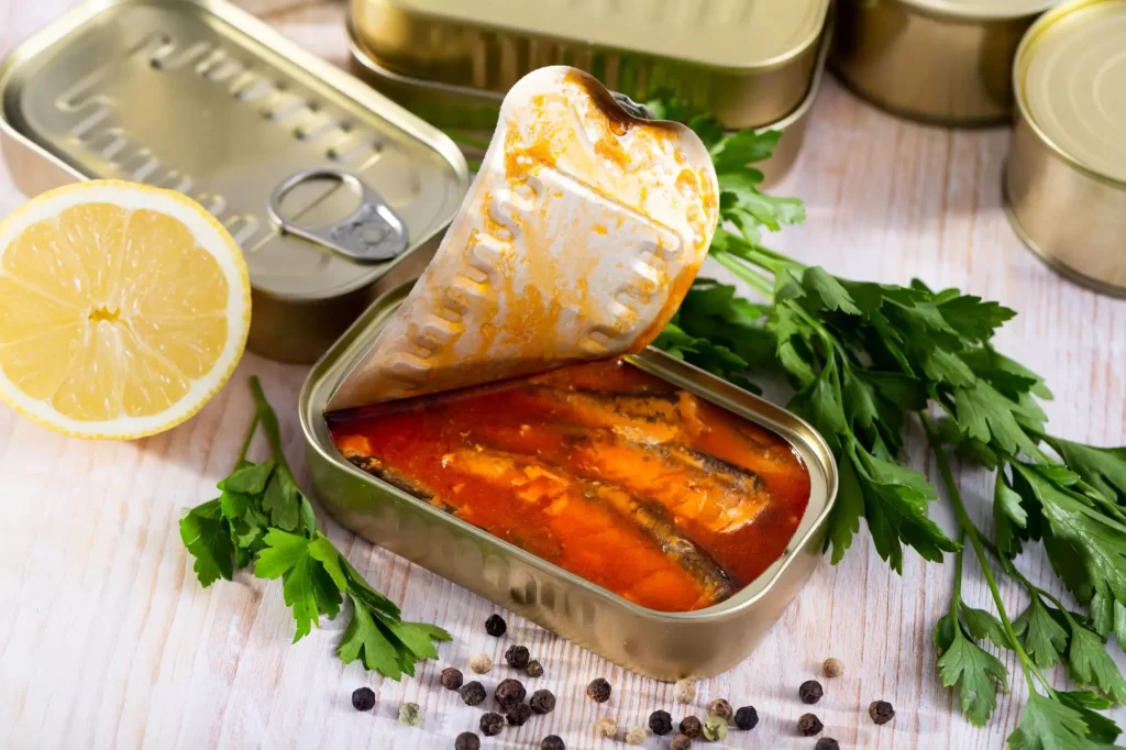 Sardinky patří mezi nejzdravější ryby, a to především kvůli obsahu omega-3 mastných kyselin - SportDeník sardinky v konzervě