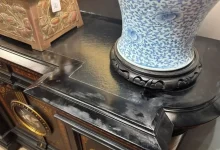 starožitný nábytek