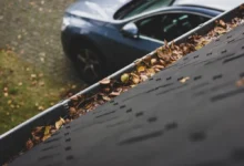 Pohled za střechy na auto