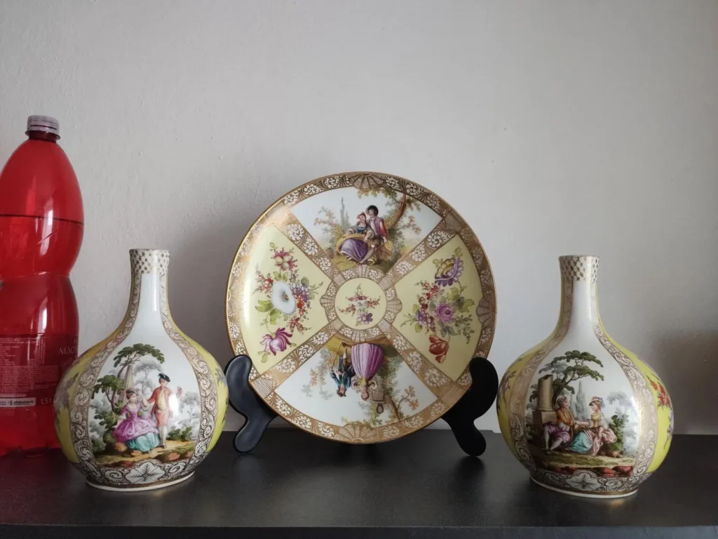 Starožitný ručně malovaný porcelán - SportDeník starožitný ručně malovaný porcelán