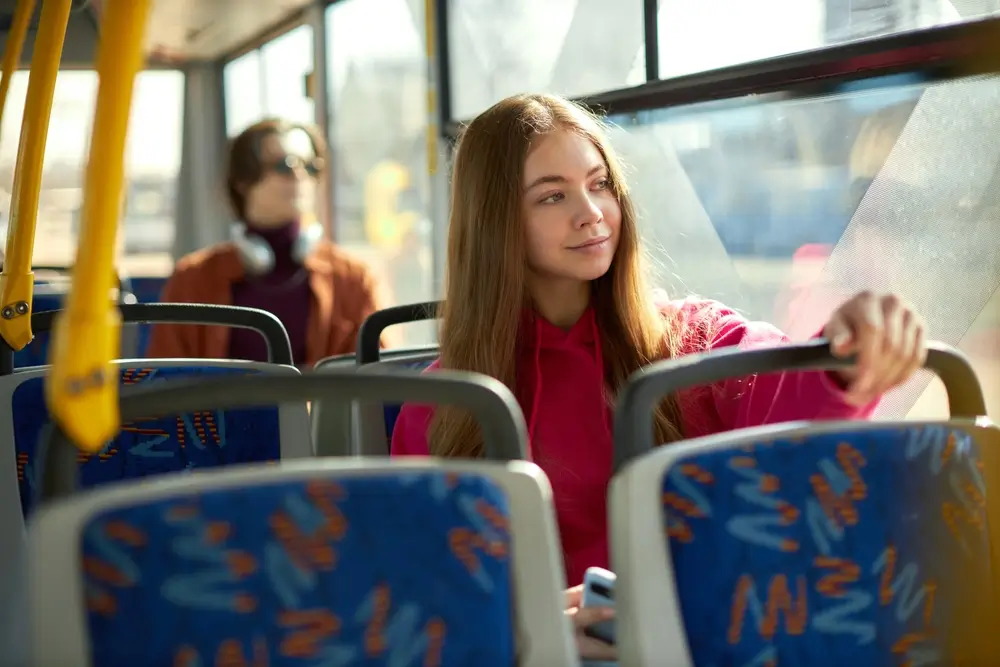 Místo v autobuse. - SportDeník Místo v autobuse.