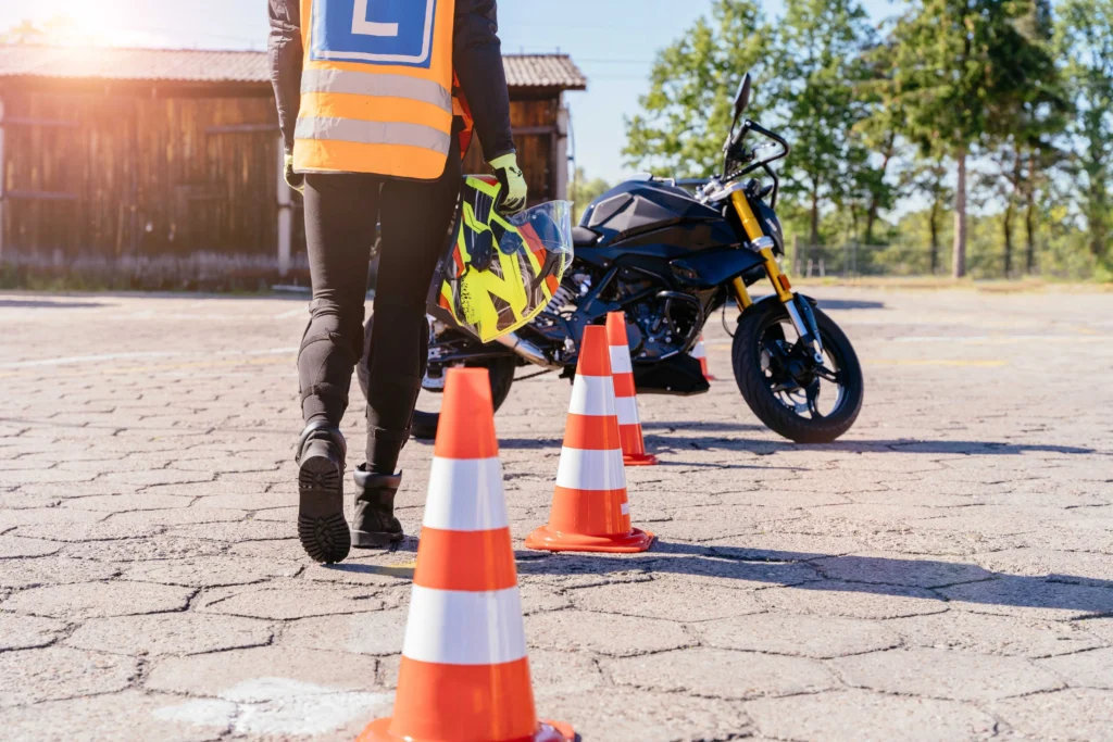 autoškola na motorku
