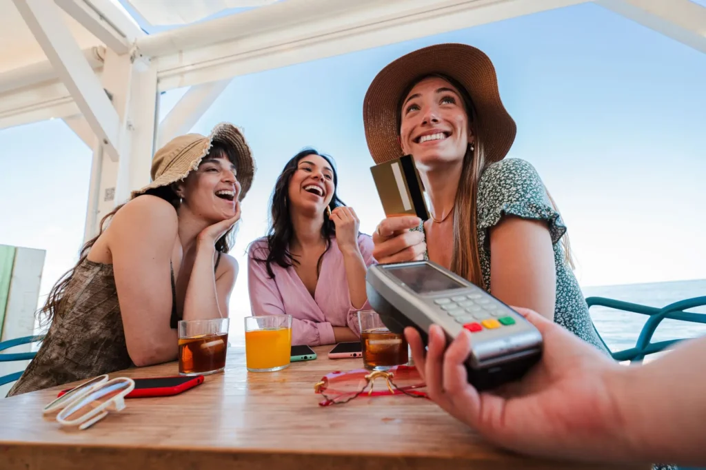 turistky v restauraci platí kartou
