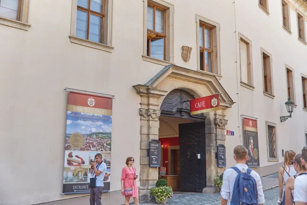 pražská ulice