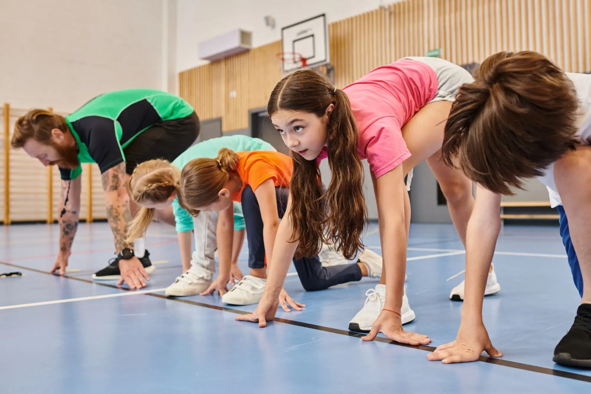 Shutterstock_2468213917 - SportDeník Příprava na běh tělocvikáře a dětí