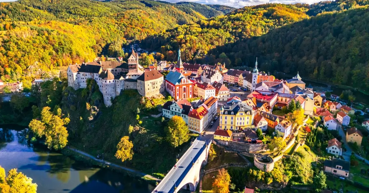 Česká republika je místem, kde najdeme krásné zámky i města 
