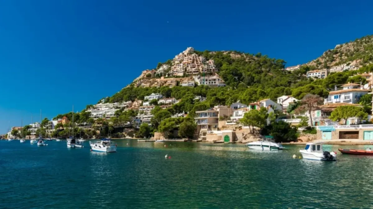 Říjen je ideální dobou pro dovolenou, minimální počet turistů a teploty, že se i nyní můžete opálit