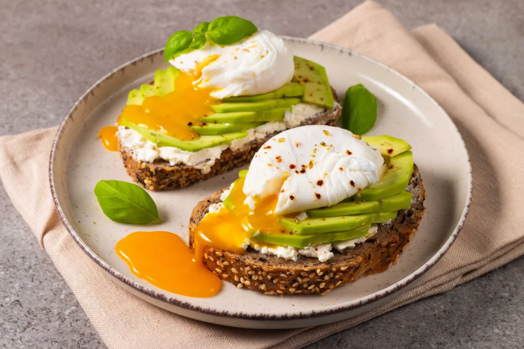 shutterstock_2616493391-1_optimized - SportDeník avokádové toasty
