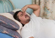 muž má ucpaný nos